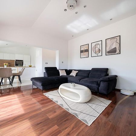 Apartment Absolute Gray ザダル エクステリア 写真