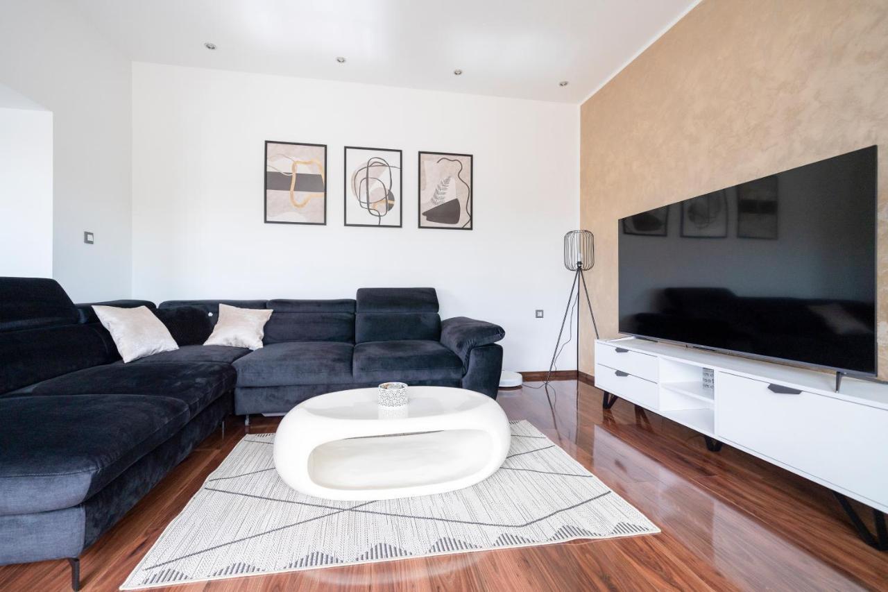 Apartment Absolute Gray ザダル エクステリア 写真
