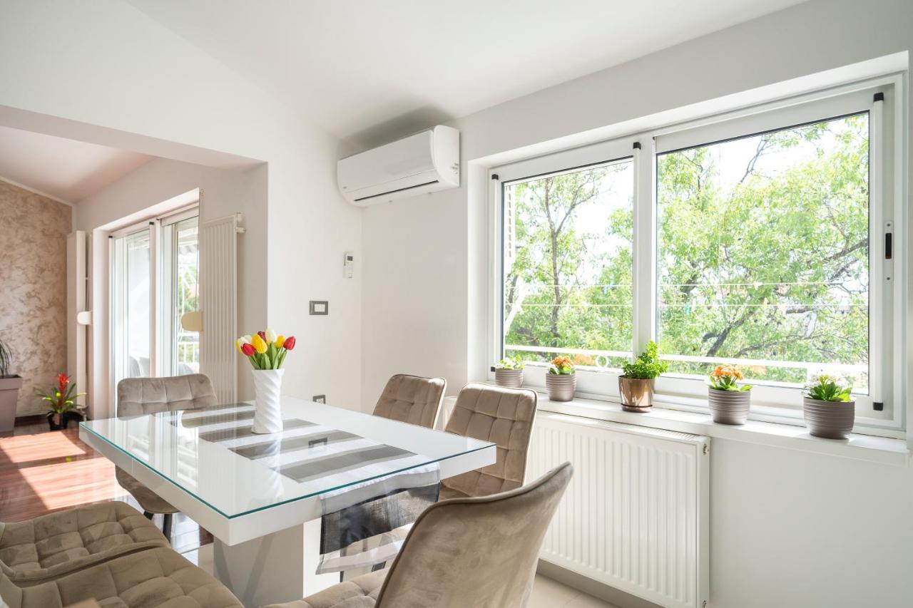 Apartment Absolute Gray ザダル エクステリア 写真